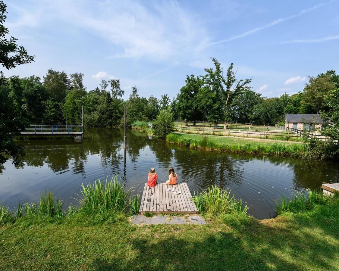 Recreatiepark De Lucht Hotel Renswoude Buitenkant foto