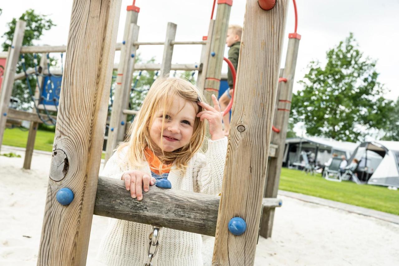 Recreatiepark De Lucht Hotel Renswoude Buitenkant foto
